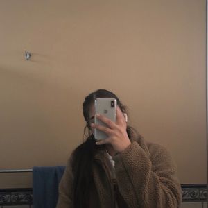 Meet your Posher, Blanca